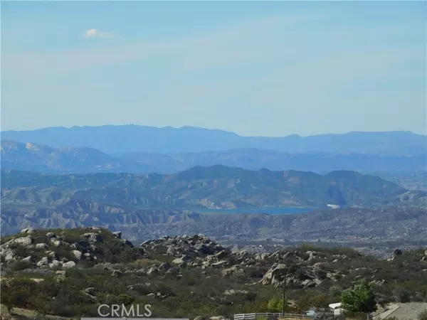 Aguanga, CA 92536,1070 Cantor CT