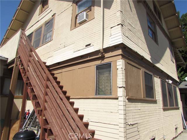 2956 W 15th ST, Los Angeles, CA 90006