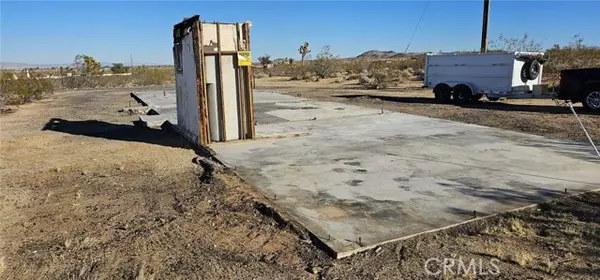 57186 Karol RD, Landers, CA 92285