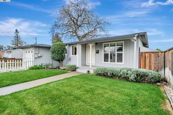 Livermore, CA 94551,1055 Locust St