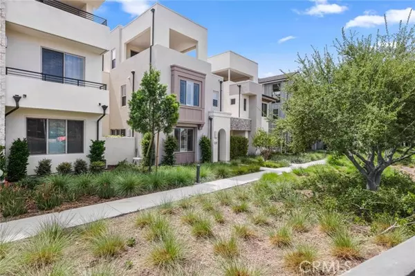 148 Modjeska, Irvine, CA 92618