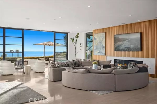 Corona Del Mar, CA 92625,2914 Ocean BLD