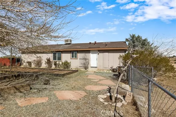 Oak Hills, CA 92344,10780 Verbena RD