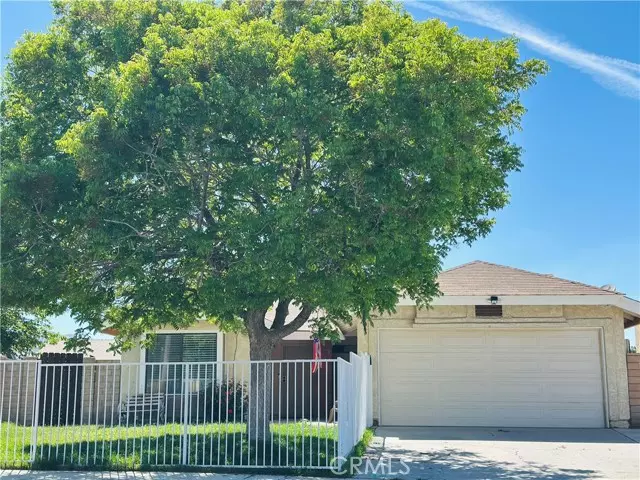 36913 Tobira DR, Palmdale, CA 93550