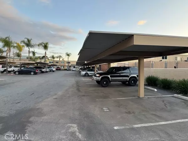 El Cajon, CA 92020,505 E Madison AVE 84