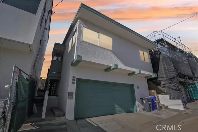 225 9th ST, Manhattan Beach, CA 90266