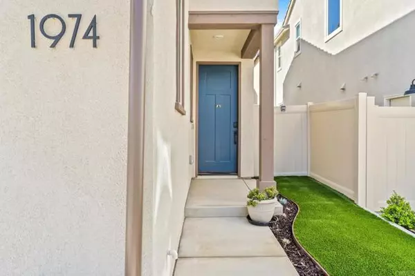 Escondido, CA 92026,1974 Julie Dawn PL