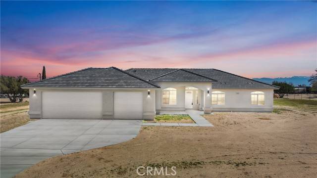 8569 Oakwood AVE, Hesperia, CA 92345