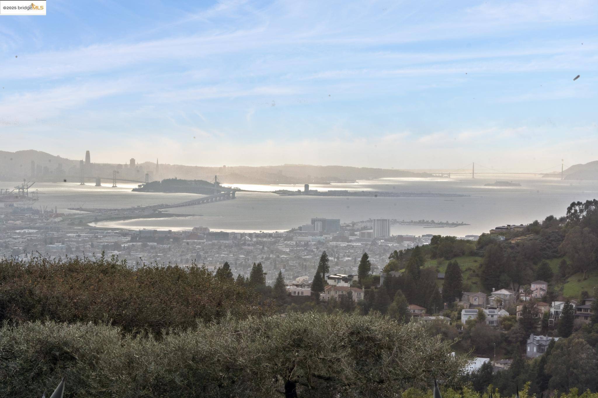 5 Woodside WAY, Oakland, CA 94611