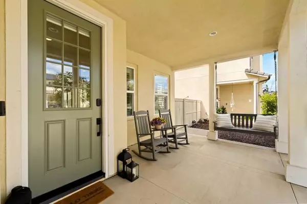 Escondido, CA 92029,2826 Quilters DR