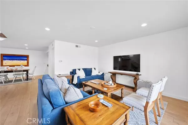 Corona Del Mar, CA 92625,602 Marguerite AVE