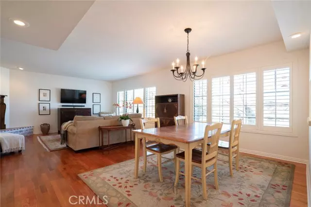 12107 Valleyheart DR 1, Studio City, CA 91604