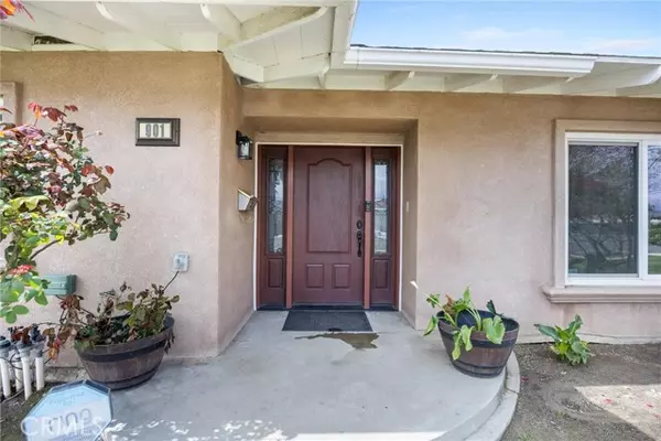 Bakersfield, CA 93304,901 Loch Lomond DR