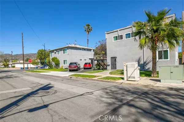 Burbank, CA 91506,1138 N Parish PL