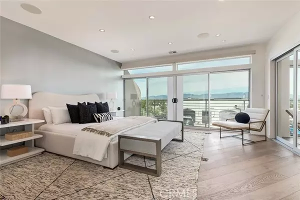 Studio City, CA 91604,11698 Picturesque DR