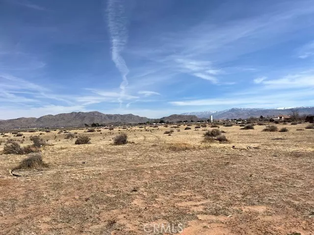 Apple Valley, CA 92307,0 Navajo RD