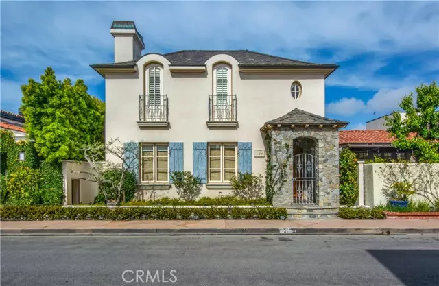 129 Via Waziers, Newport Beach, CA 92663
