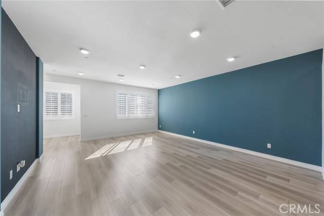 Fontana, CA 92336,15901 Stresa LN 2