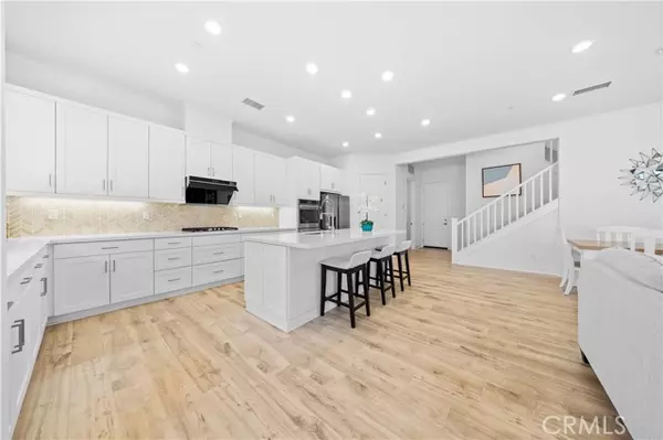 Irvine, CA 92618,102 Yugen