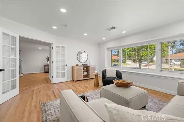 Northridge, CA 91343,9201 Gerald AVE