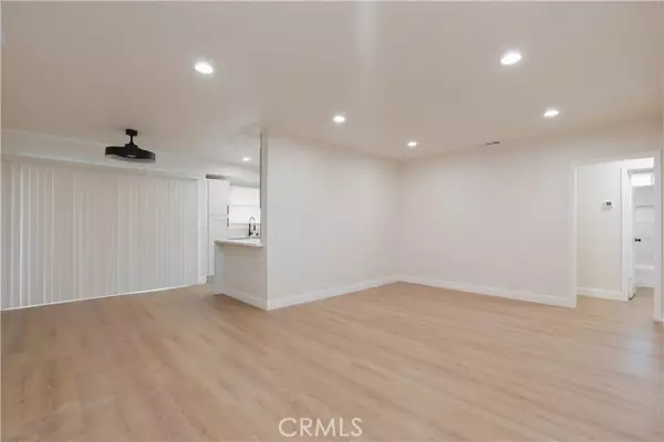 Baldwin Park, CA 91706,4040 Walnut ST