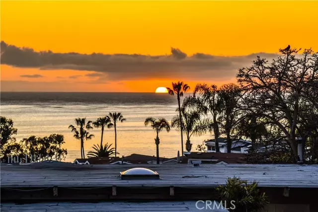Laguna Beach, CA 92651,30722 Marilyn DR
