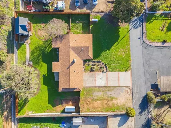 Escondido, CA 92026,1948 1/2 Rock Springs RD