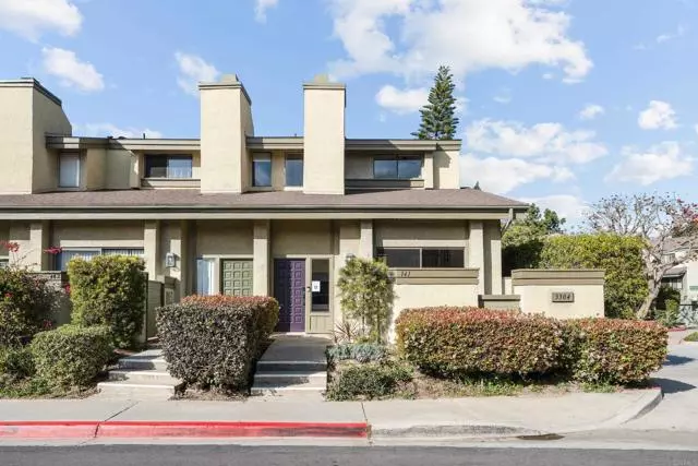 3304 Caminito Eastbluff 141, La Jolla, CA 92037