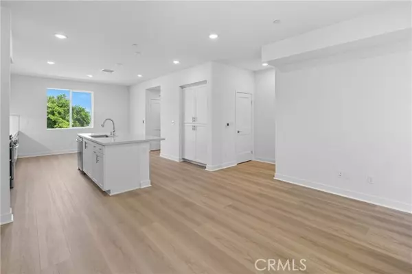 Anaheim, CA 92804,2217 W. Orange