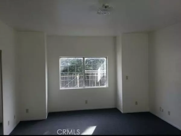 South Gate, CA 90280,2500 Illinois AVE