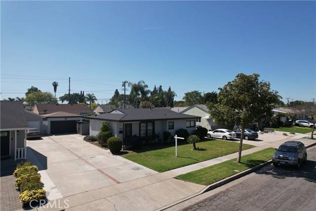 Fullerton, CA 92833,2018 W Porter AVE