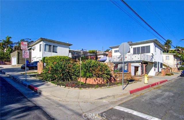 2000 Junipero AVE, Signal Hill, CA 90755