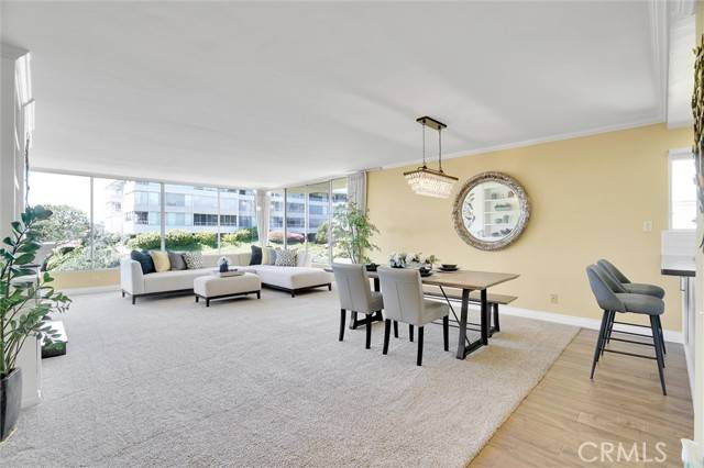 Rancho Palos Verdes, CA 90275,32679 Seagate DR 302-B