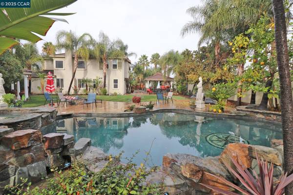 1097 Teal Ct, Brentwood, CA 94513