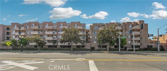 Santa Ana, CA 92701,450 E 4th ST 445