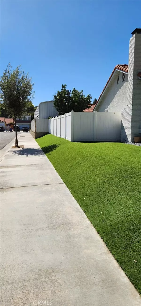 Castaic, CA 91384,27865 Quincy ST