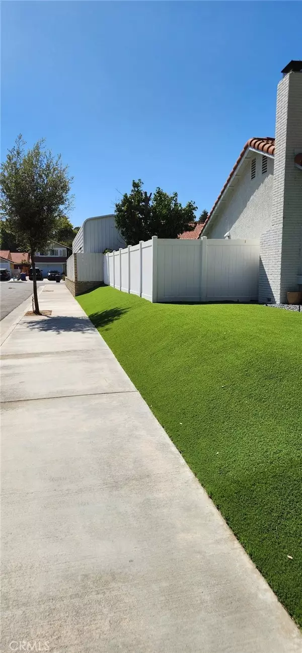 Castaic, CA 91384,27865 Quincy ST