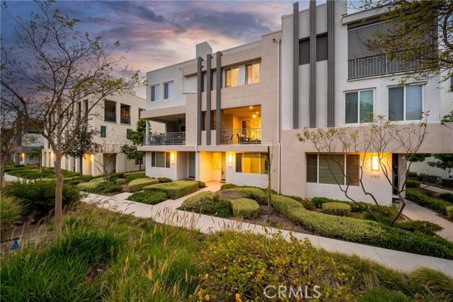 751 Beacon, Irvine, CA 92618