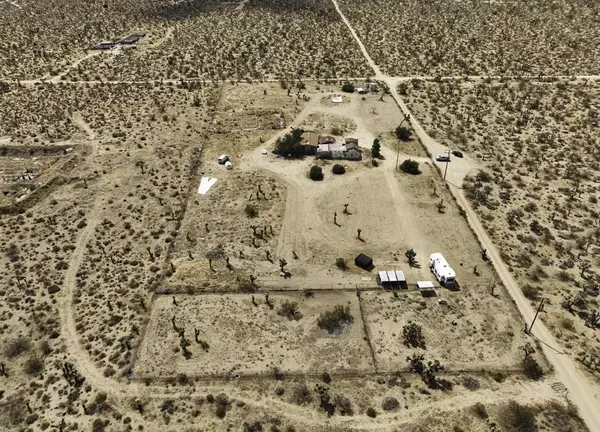 32800 224th ST, Llano, CA 93544