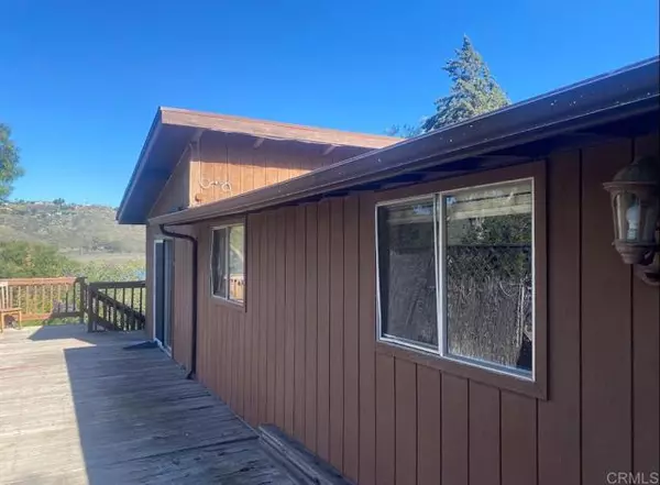 Escondido, CA 92029,19820 Lake DR