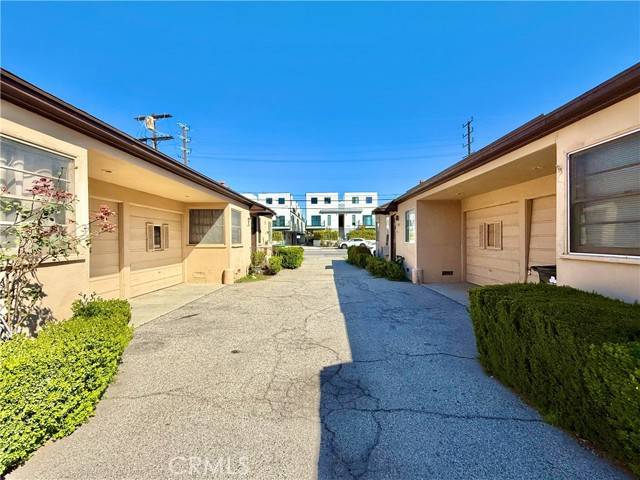 Van Nuys, CA 91405,14638 Vanowen ST