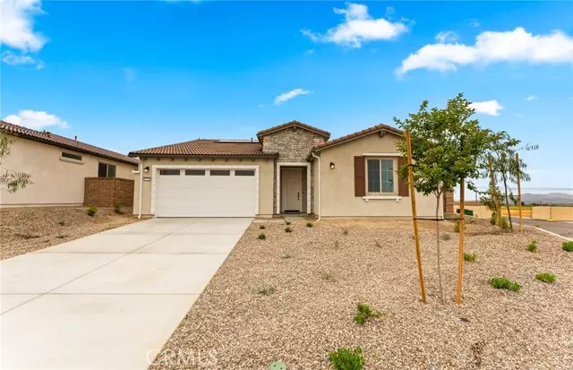 25200 Forest Hills DR, Menifee, CA 92585