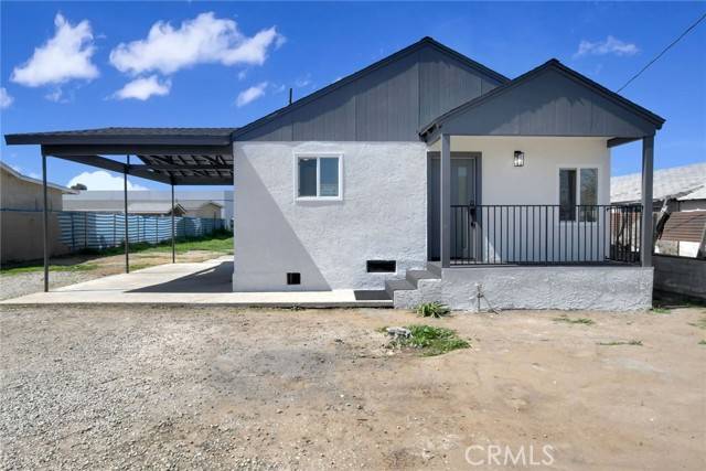 326 N Grant AVE, Corona, CA 92882