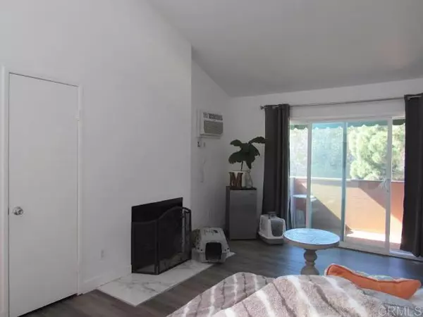 Bonita, CA 91902,2920 Briarwood Rd K13