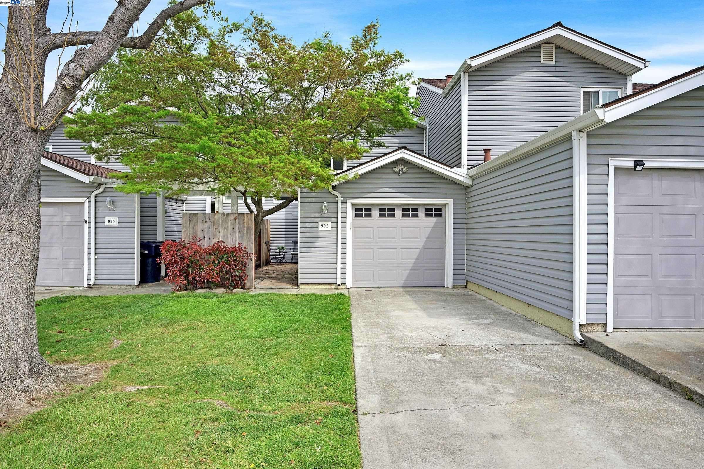992 Del Norte Dr, Livermore, CA 94551