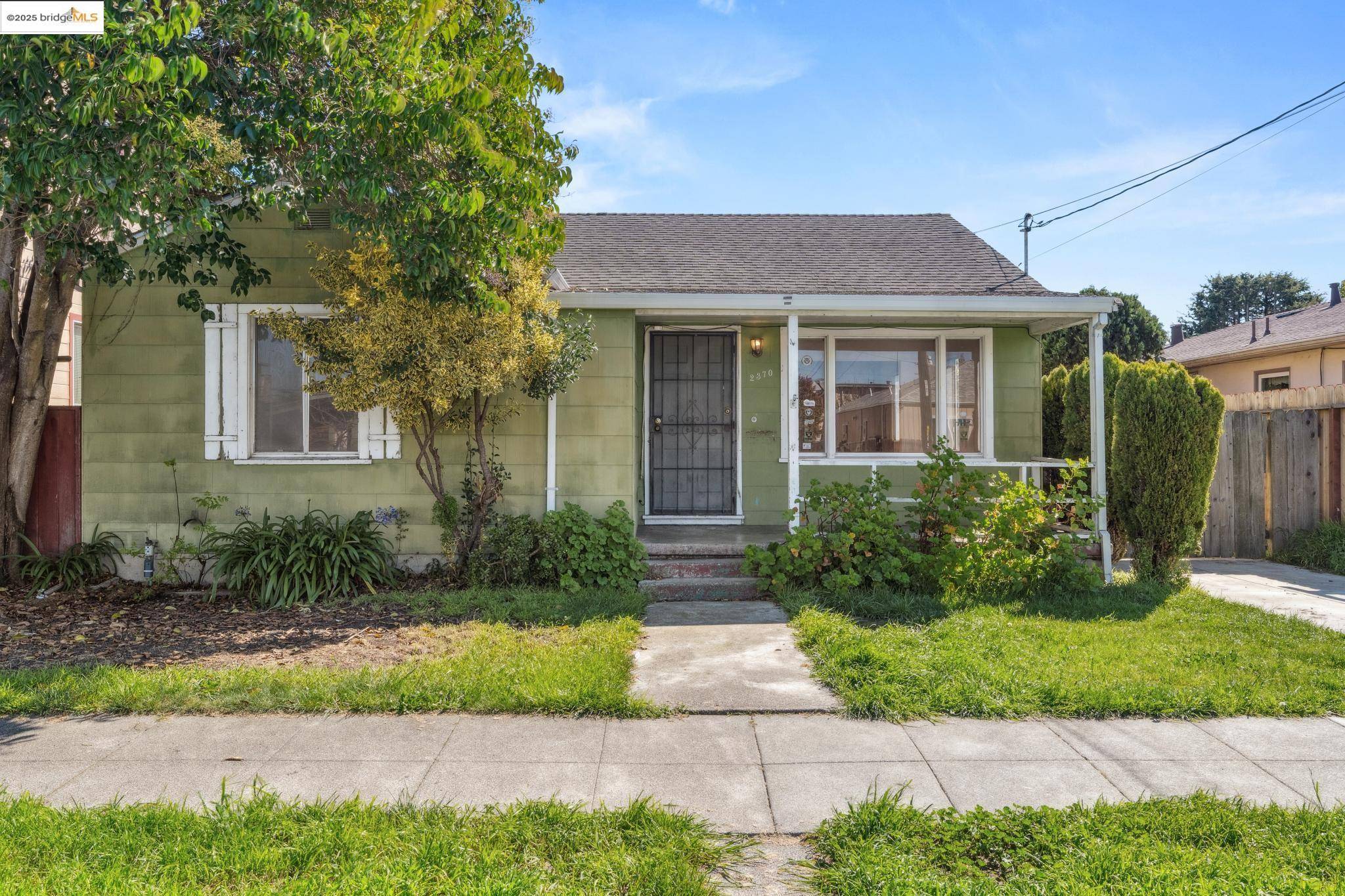 2370 Lowell Ave, Richmond, CA 94804