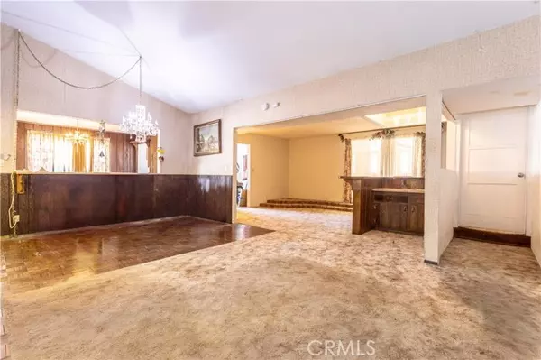 Sylmar, CA 91342,13243 Calcutta ST