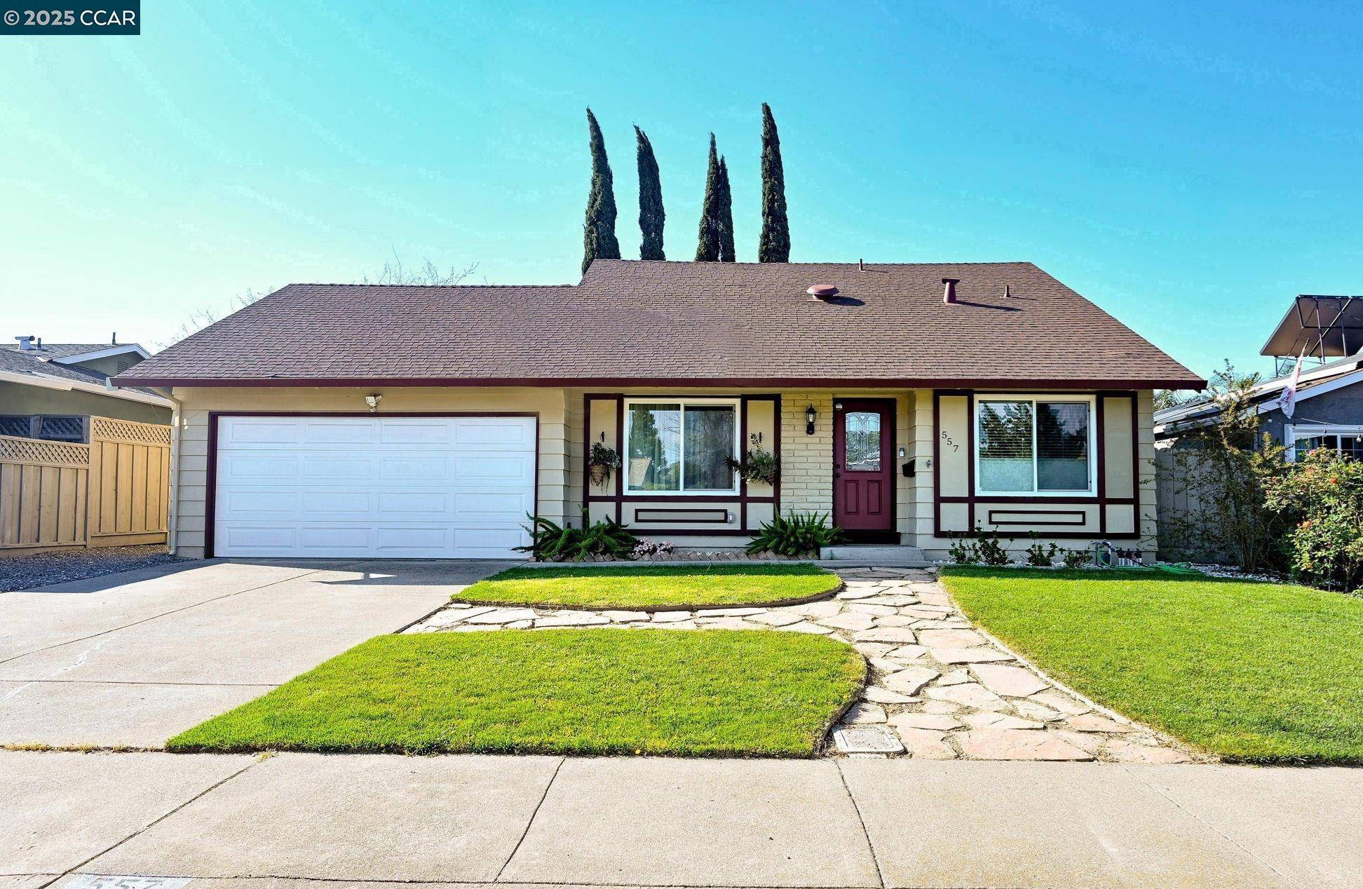 557 Alameda Dr, Livermore, CA 94551