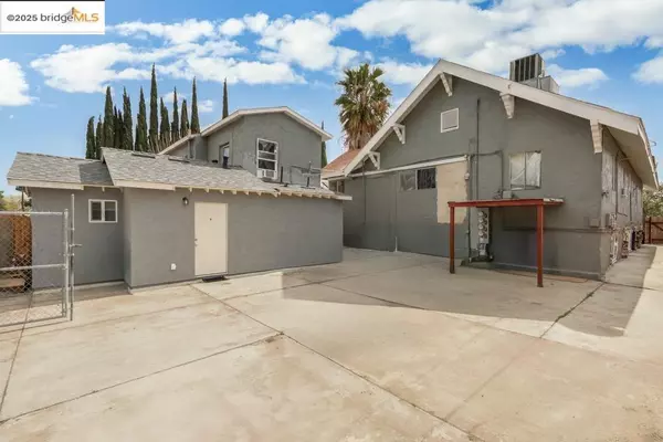 Tracy, CA 95376-4108,127 E 6th