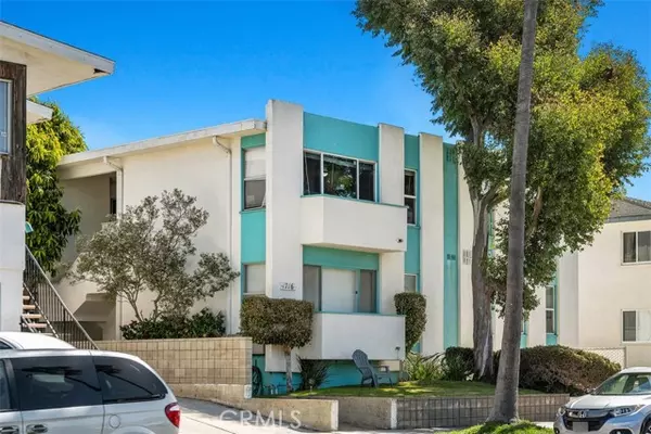 Redondo Beach, CA 90277,1716 Camino De La Costa